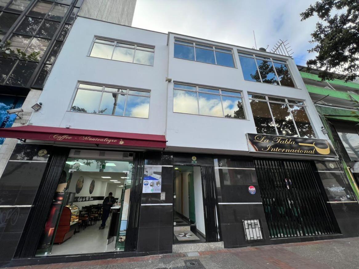 Aparta Hotel Montealegre Bogotá Eksteriør bilde